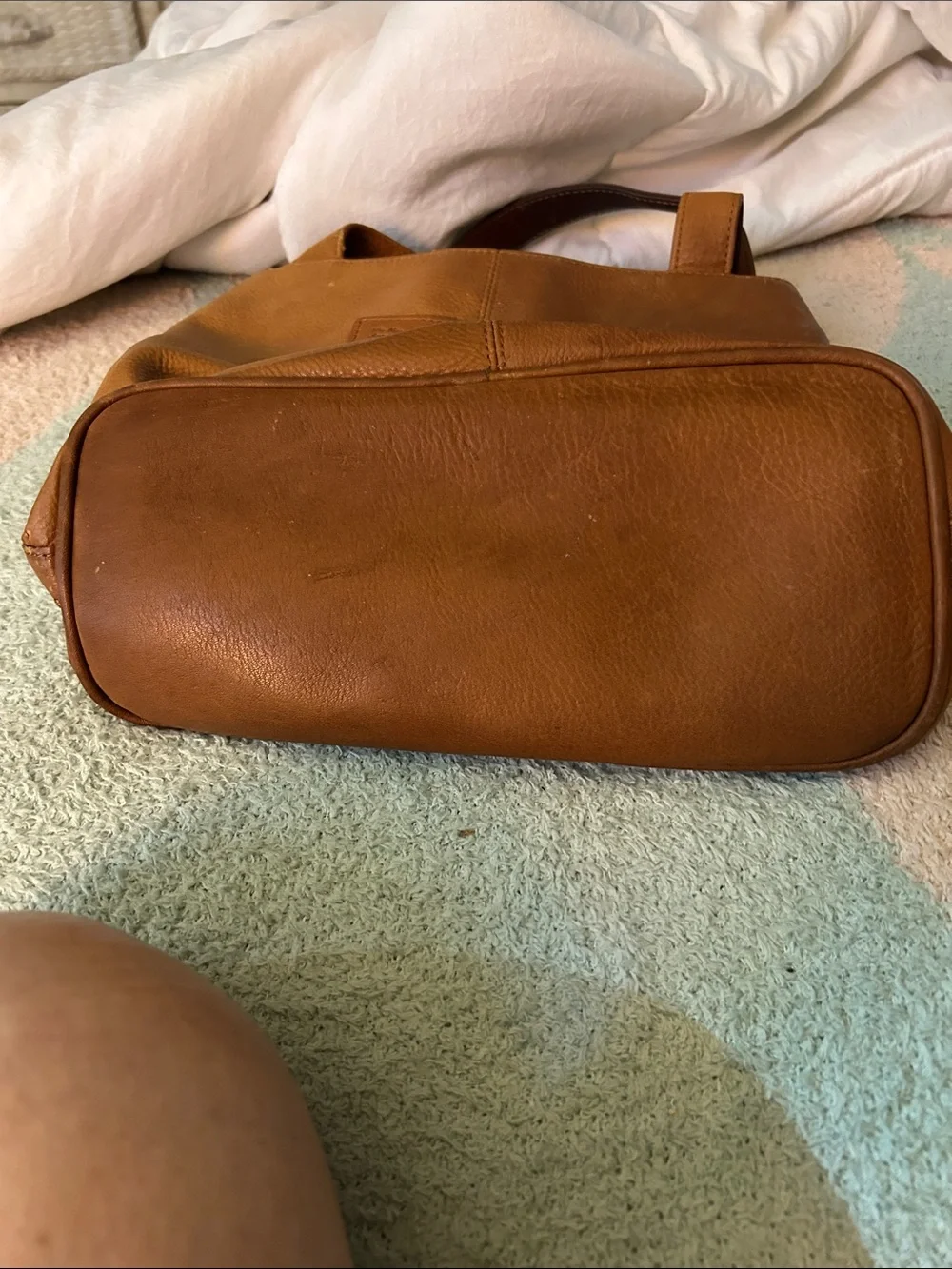 Classic Tan Leather Shoulder Bag By Fossil
